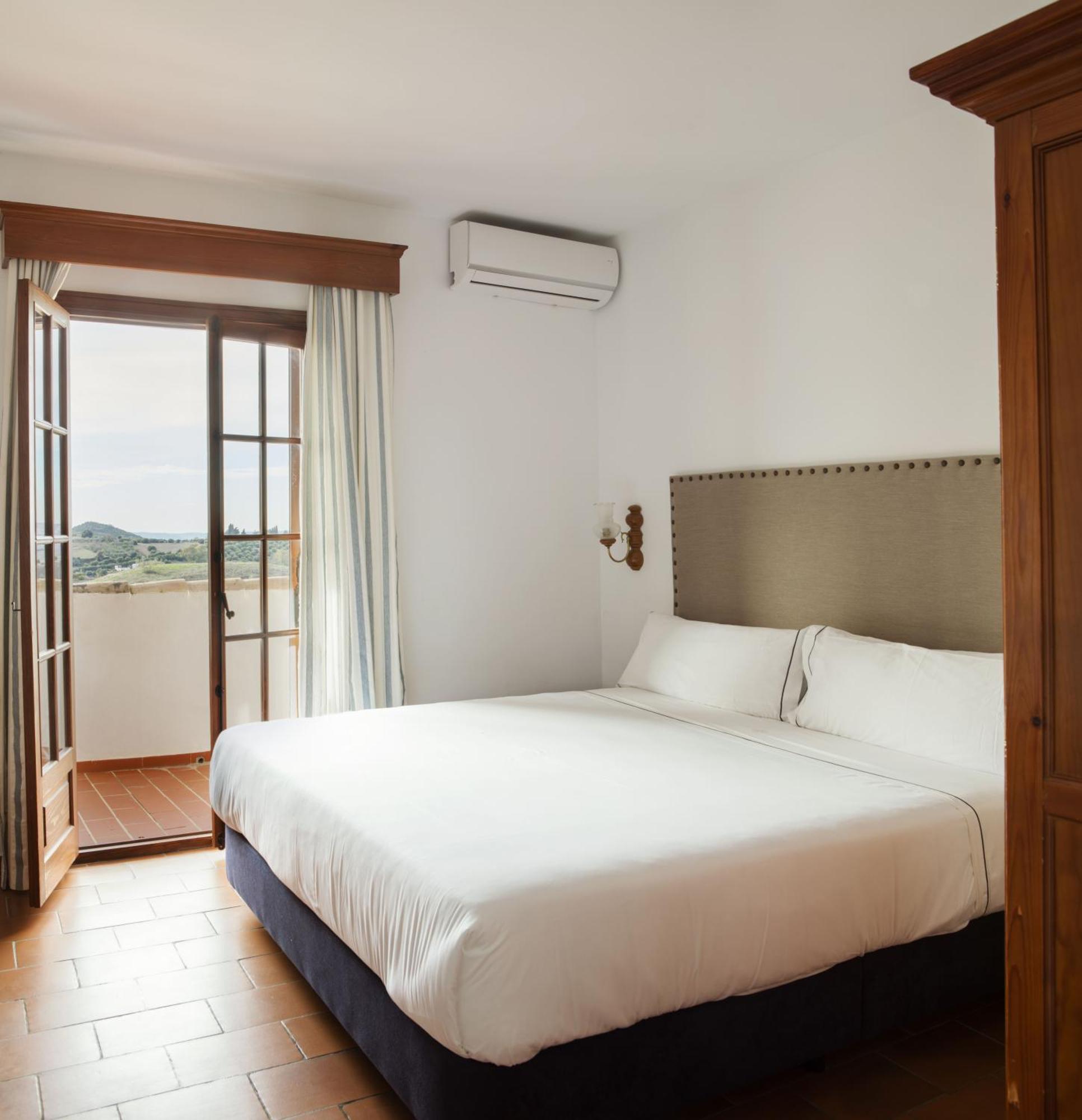 Hotel Tugasa Villa De Algar อัลการ์ ภายนอก รูปภาพ